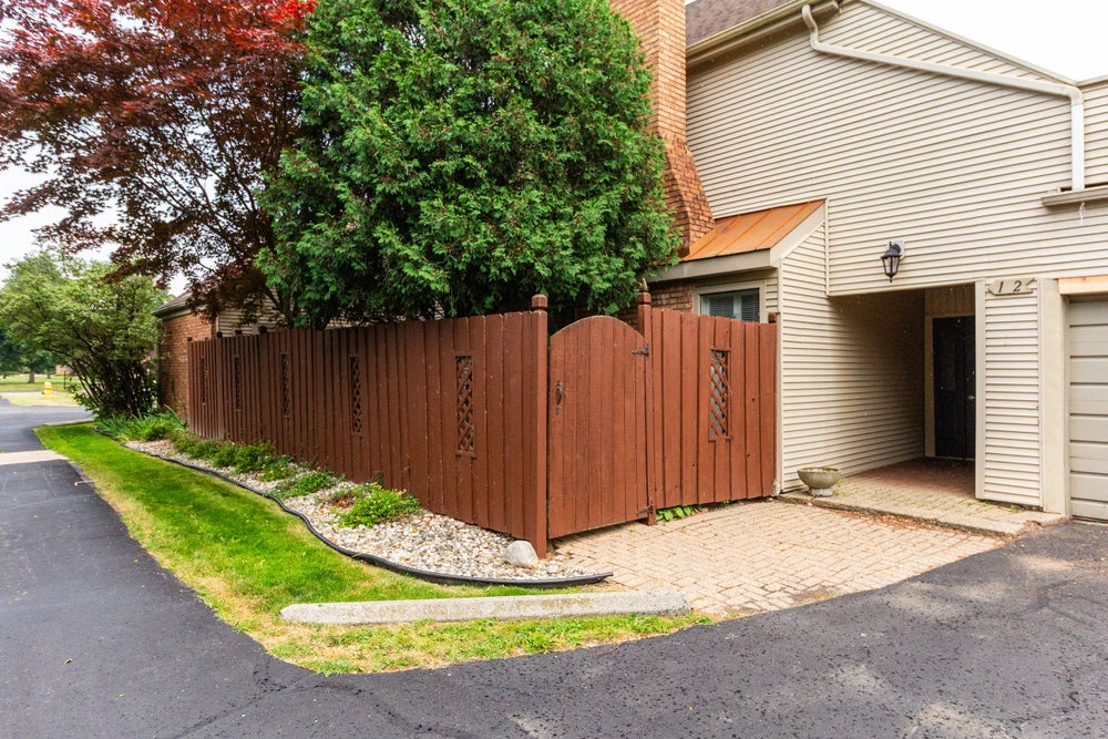 8337 Colony 1, Grosse Ile, MI MLS 60318266 Coldwell Banker