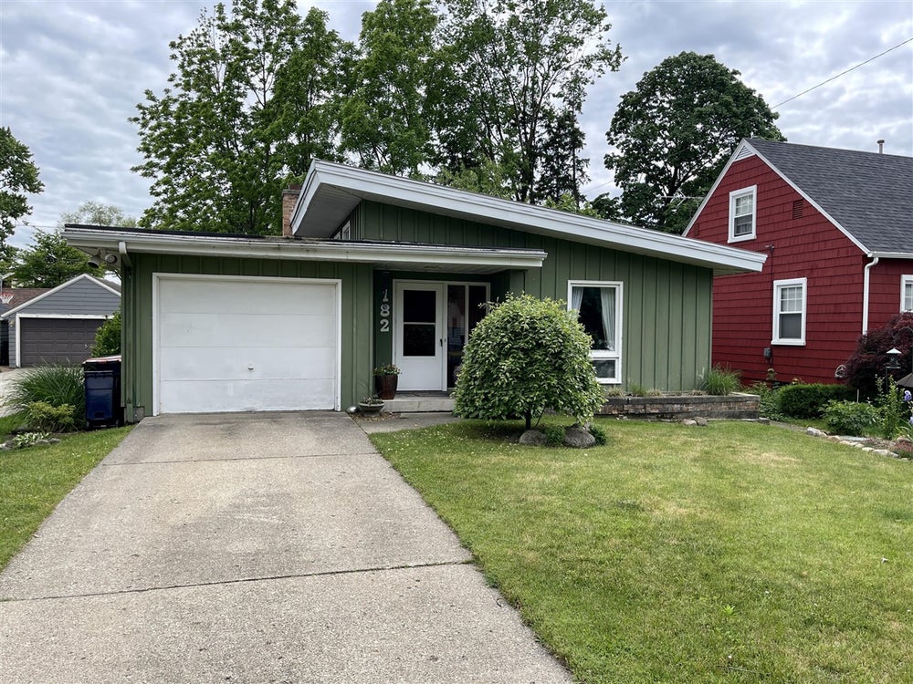 182 W 27th, Holland, MI 49423 MLS 70409133 Coldwell Banker