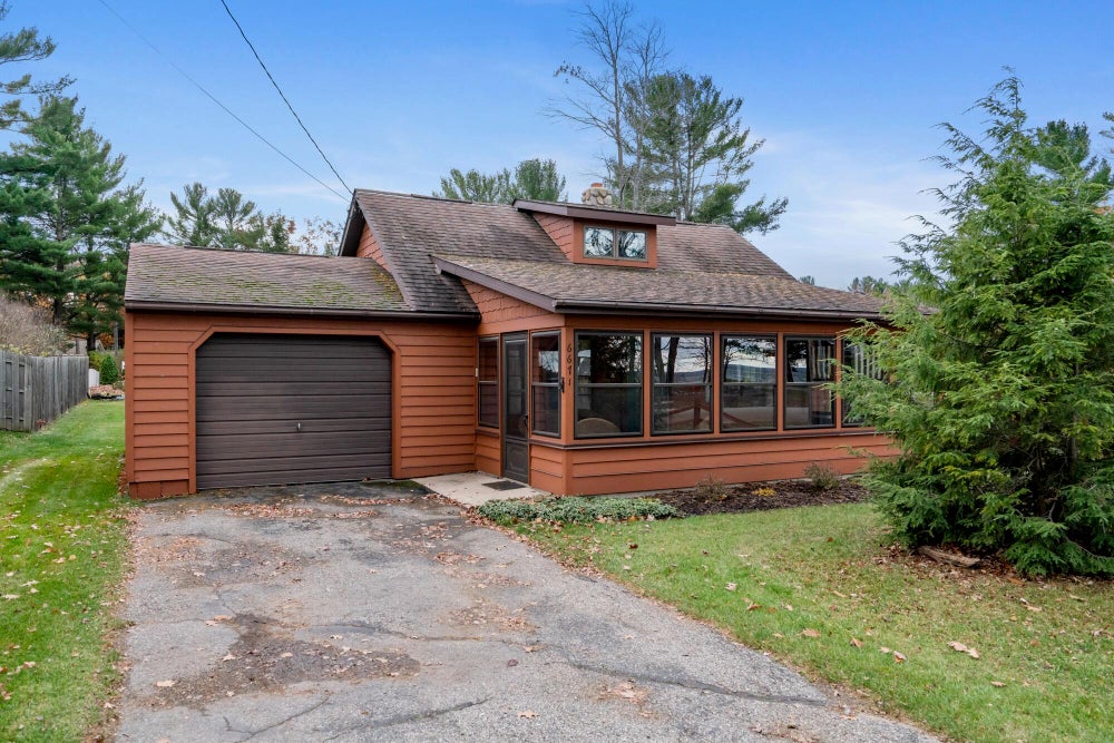 6671 Burchfield Road, Indian River, MI 49749 MLS 201827103