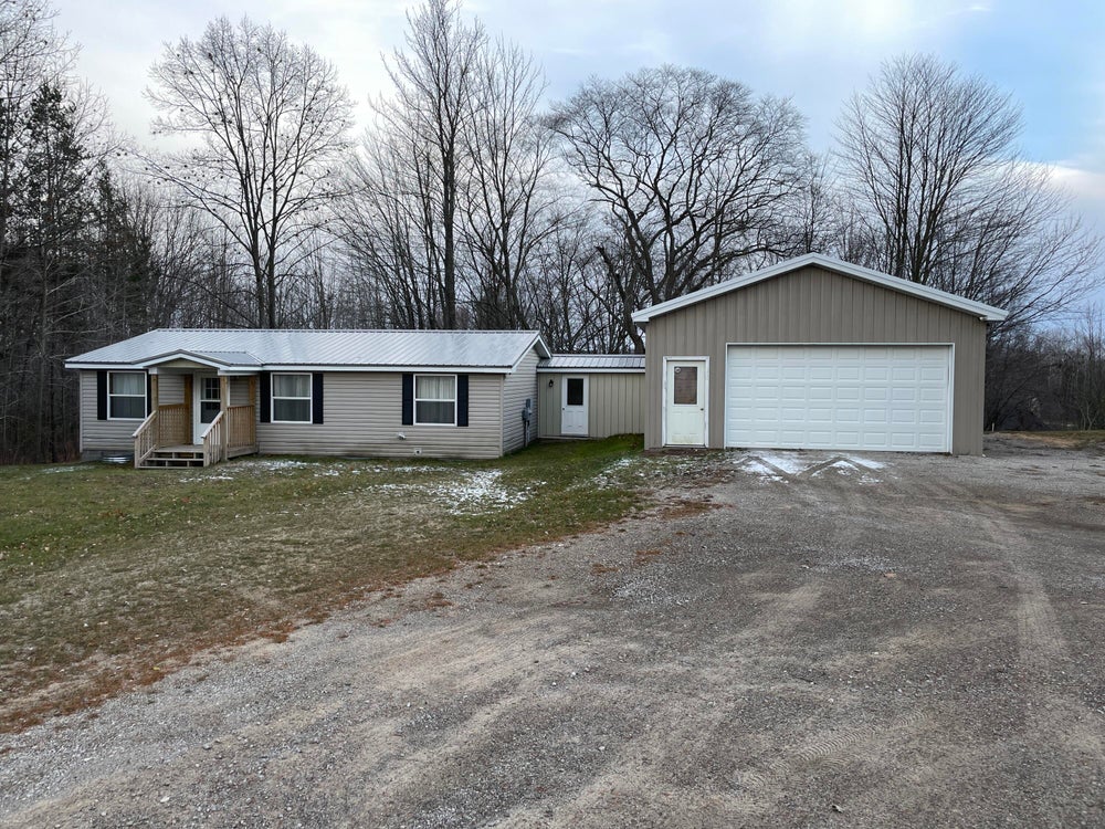 7690 N Straits Highway, Cheboygan, MI 49721 MLS 201827356 Coldwell