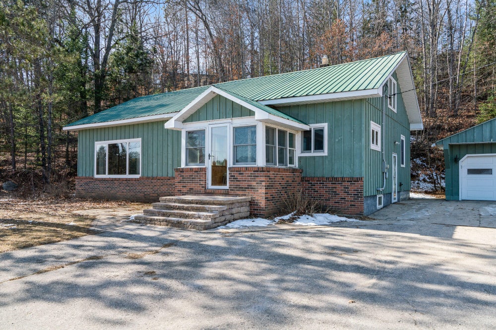 6452 Fisher Woods Road, Indian River, MI 49749 MLS 201828194