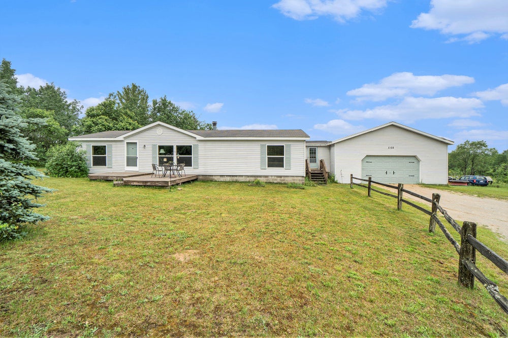 5102 Lindsey Lane, Gaylord, MI 49735 MLS 201830367 Coldwell Banker