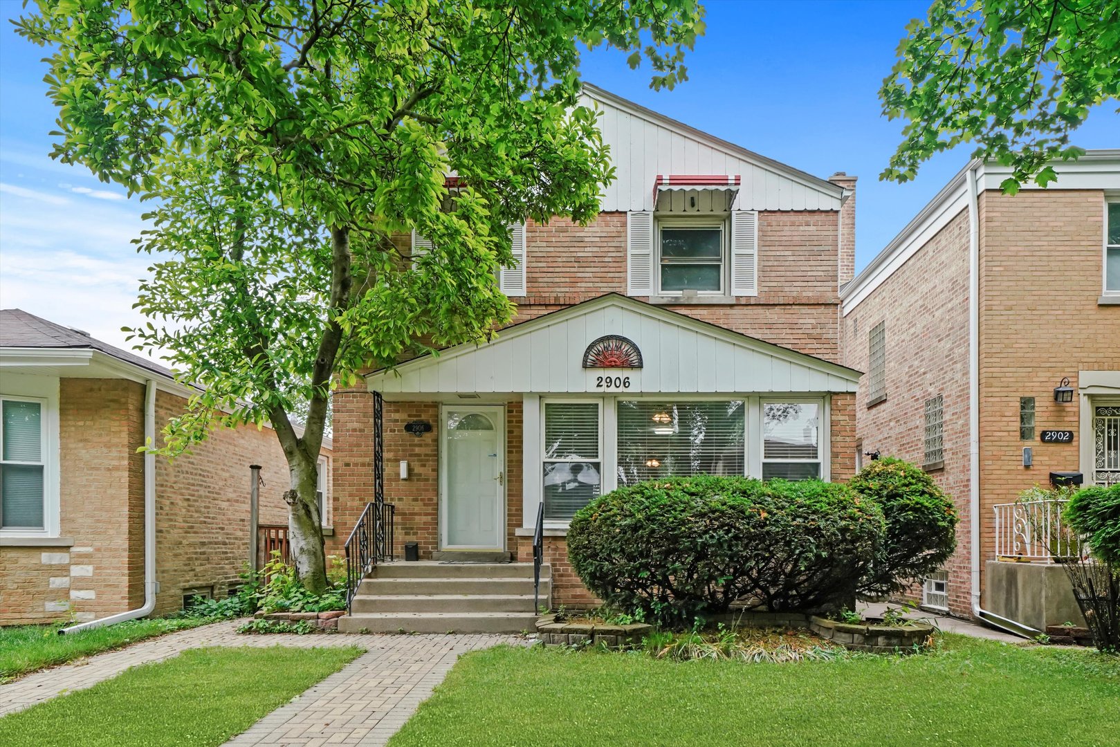 7530 N Oakley Ave, Chicago, IL 60645, MLS# 11868780