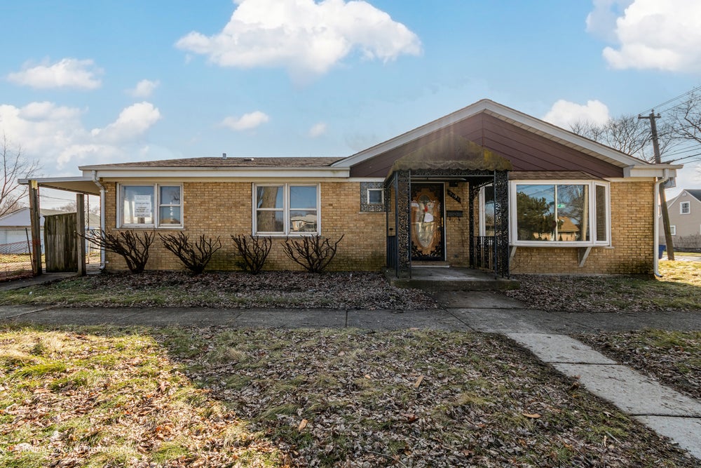 5191 W 88th Place, Oak Lawn, IL 60453 - MLS# 11968733 - Coldwell Banker