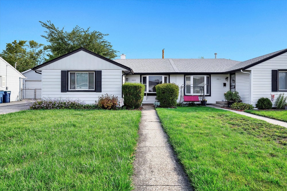 8809 S Kolmar Avenue, Hometown, IL 60456 MLS 11970994 Coldwell Banker