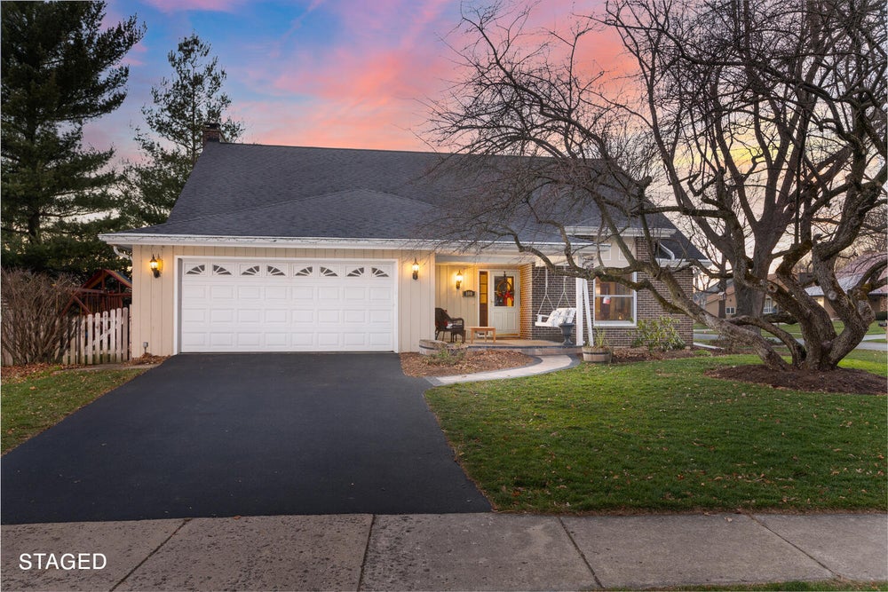 100 N Stauffer Drive, Naperville, IL 60540 MLS 12039569 Coldwell