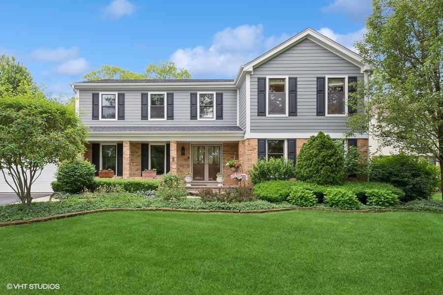 4100 N Kennicott Avenue, Arlington Heights, IL 60004 MLS 12065115