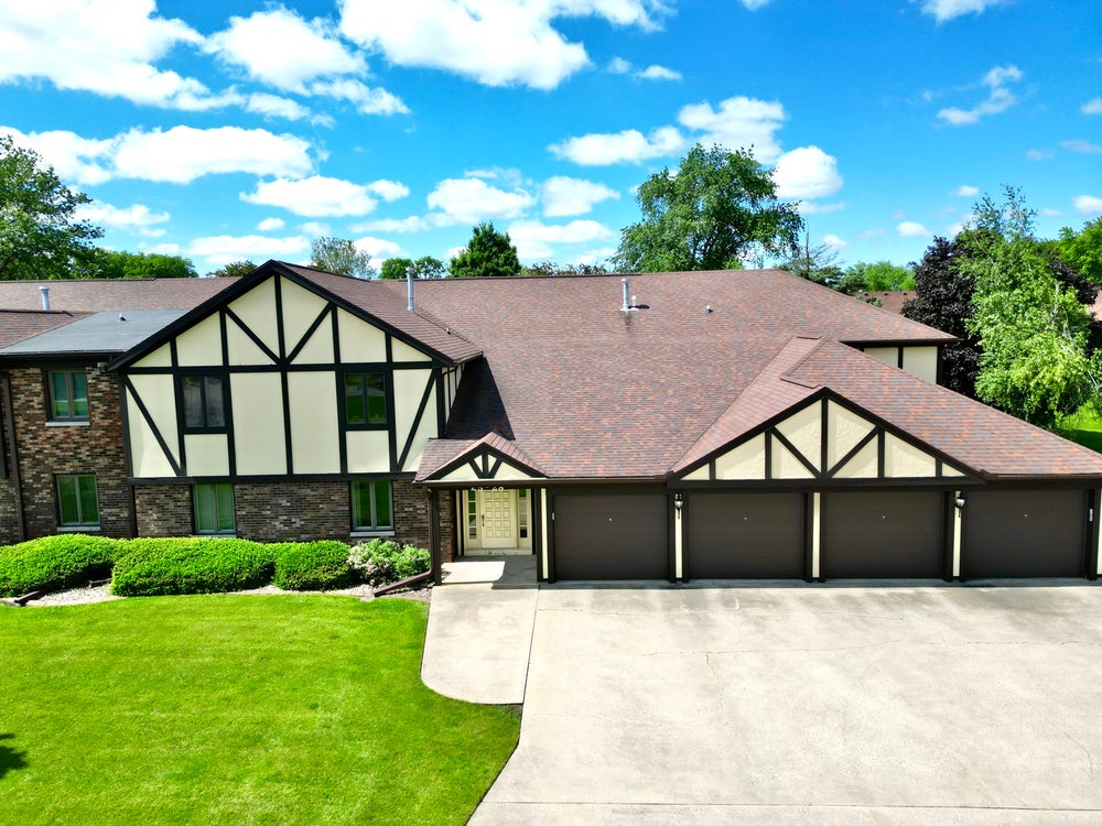 25 Crystal Court D1, Pontiac, IL 61764 MLS 12067648 Coldwell Banker