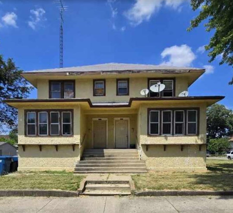 679 E River Street, Kankakee, IL 60901 MLS 12092695 Coldwell Banker