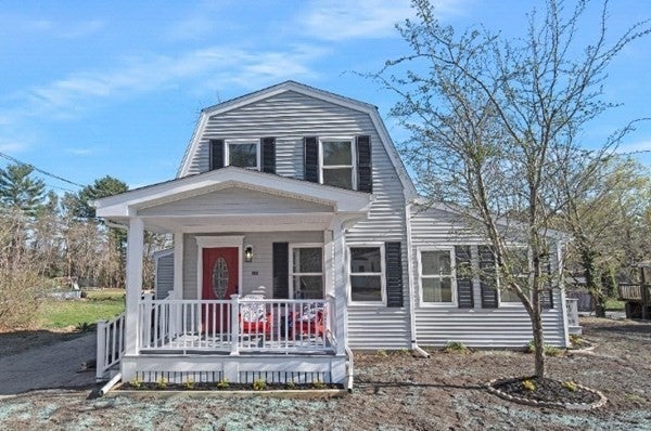 282 King Street, Hanson, MA 02341 - MLS# 73144766 - Coldwell Banker