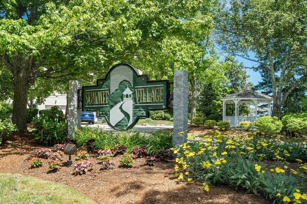 1001 Gazebo Circle 1001, Reading, MA 01867 MLS 73177718 Coldwell