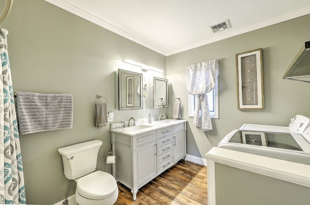 4 Innovative Ways to Add Organization into Your Bathroom Design — Celeste  Jackson Interiors