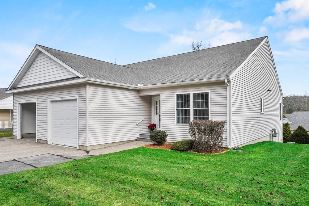 107 Angell Brook Drive 107, West Boylston, MA 01583 MLS 73188520