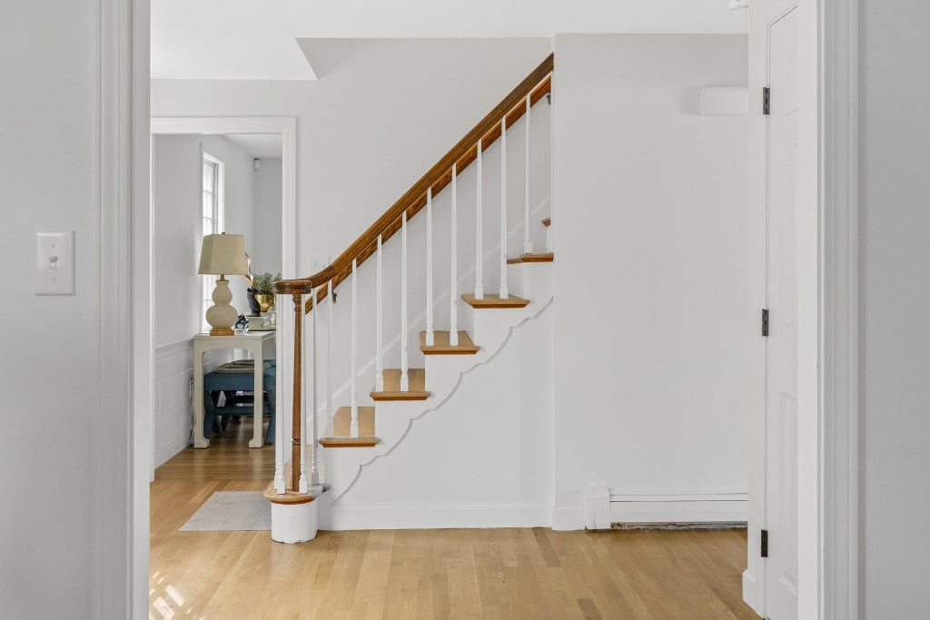 Listing View 18