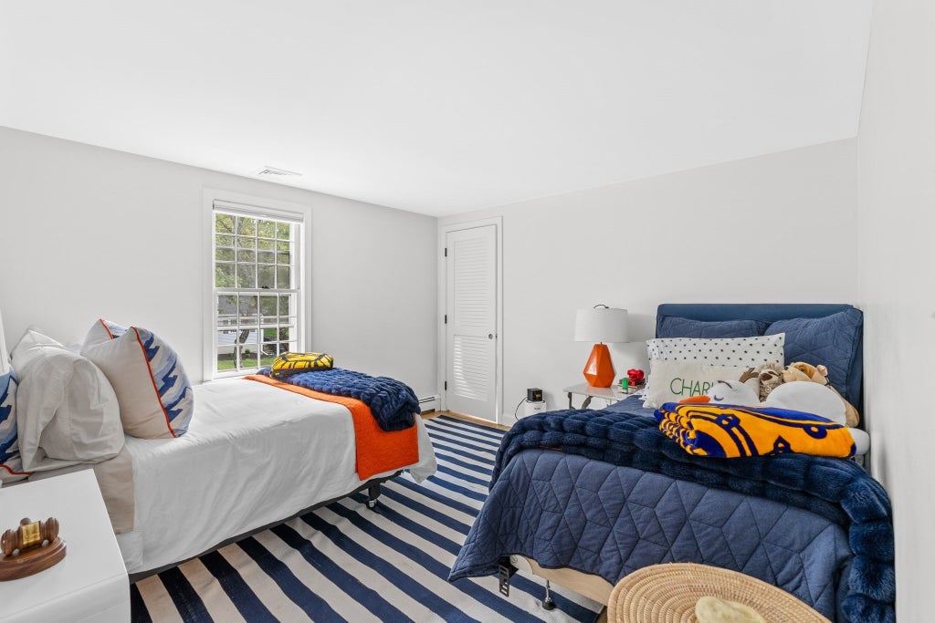 Listing View 22