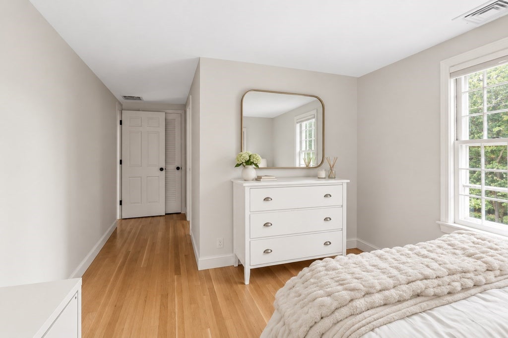 Listing View 27