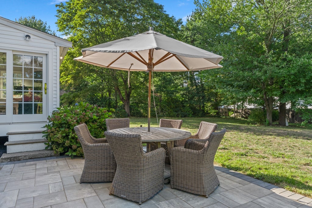 Listing View 28