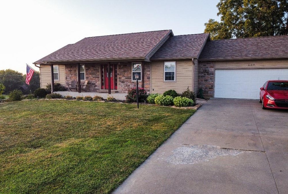 106 E Central Avenue, Ozawkie, KS 66070 MLS 2461958 Coldwell Banker