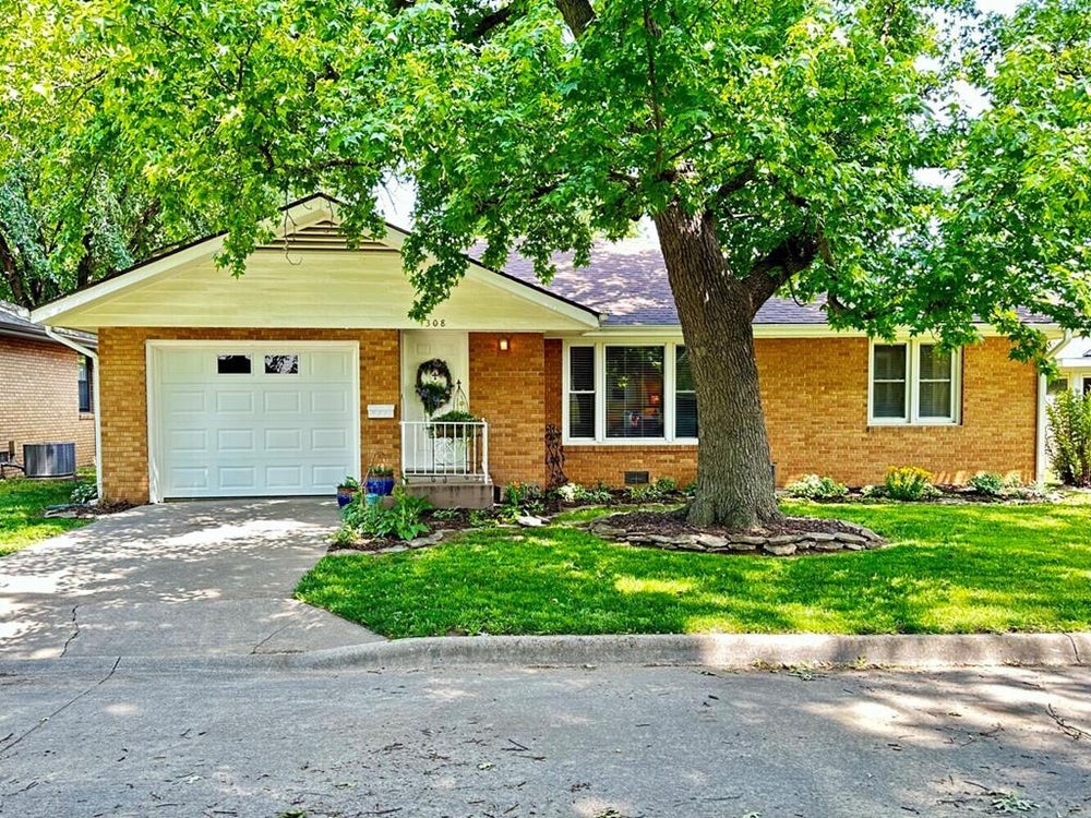 308 N Franklin N/a, Chanute, KS 66720 MLS S48616 Coldwell Banker