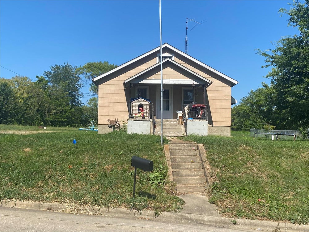 1313 Old St. Mary's Road, Perryville, MO 63775 MLS 22050015 Coldwell Banker