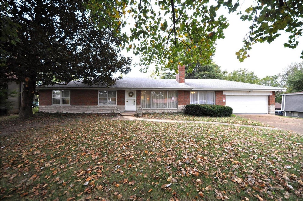2911 N Lindbergh Boulevard, St Ann, MO 63074 MLS 23061999 Coldwell