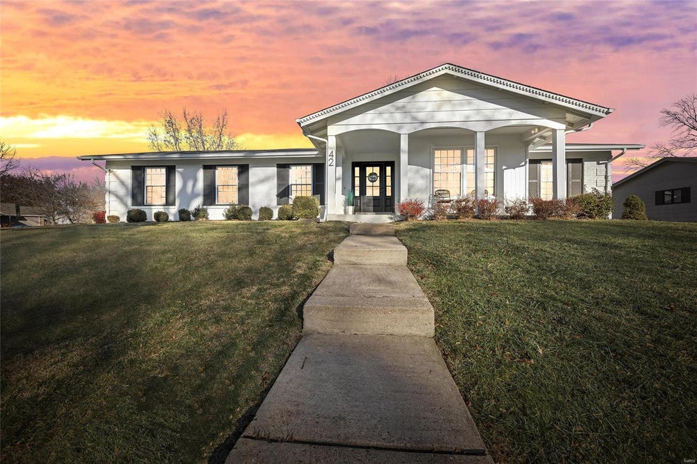 42 Normandy Drive, Lake St Louis, MO 63367 MLS 23073377 Coldwell