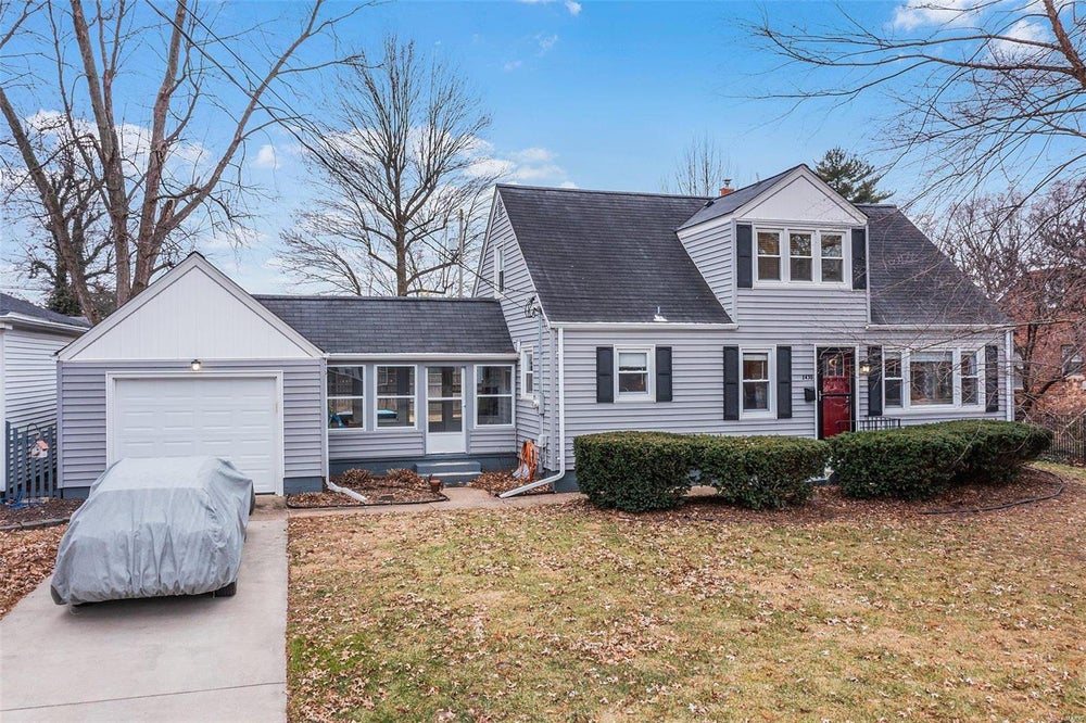 1430 Grand Avenue, Edwardsville, IL 62025 MLS 24000573 Coldwell Banker