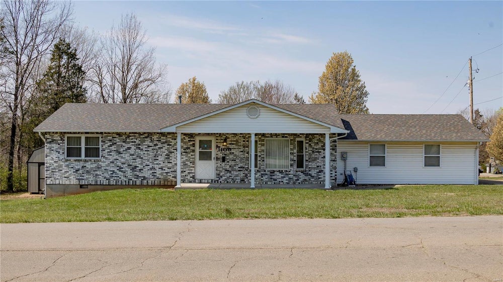 1109 Hawthorne Street, Desloge, MO 63628 - MLS# 24017122 - Coldwell Banker