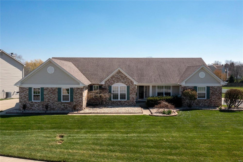 1320 Conrad Lane, O'Fallon, IL 62269 MLS 24018996 Coldwell Banker