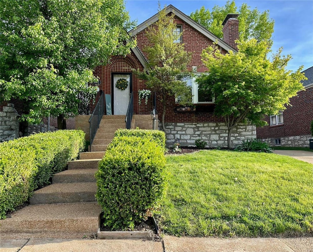 5608 Tholozan Avenue, St Louis, MO 63109 MLS 24024452 Coldwell Banker