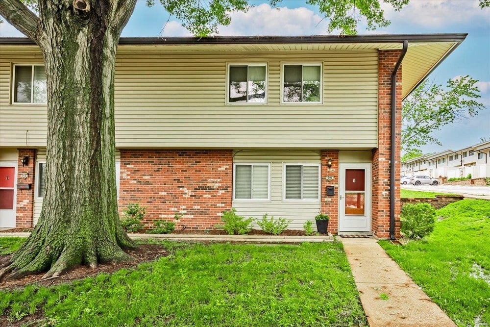 10041 Echoridge Lane, St Louis, MO 63123 MLS 24025836 Coldwell Banker