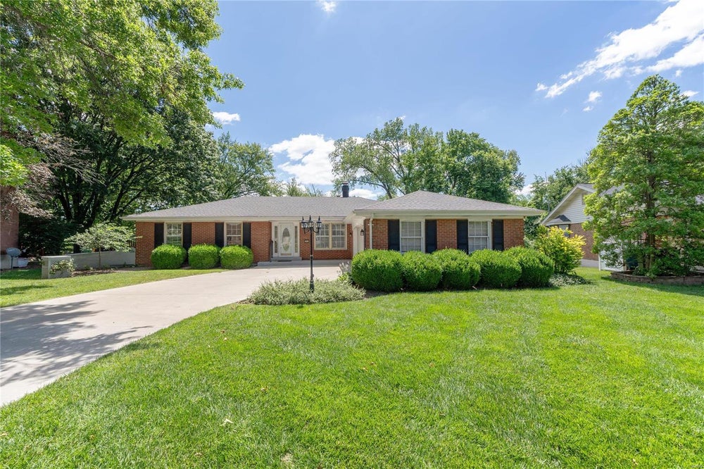 10534 Hackamore Lane, St Louis, MO 63128 MLS 24036887 Coldwell Banker