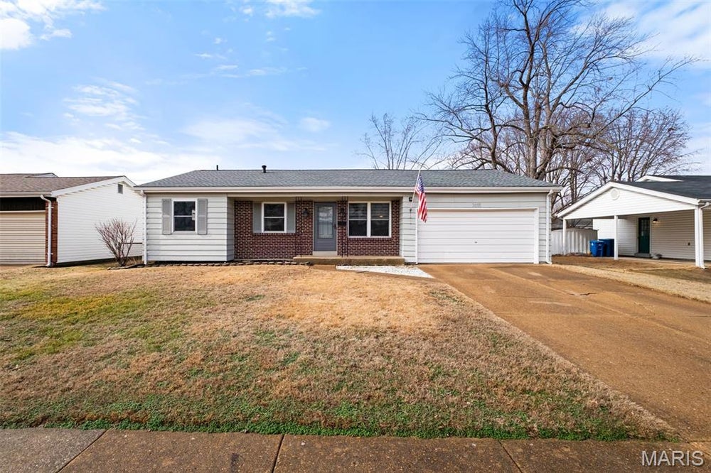 330 Brookes Dr Hazelwood Mo 63042null