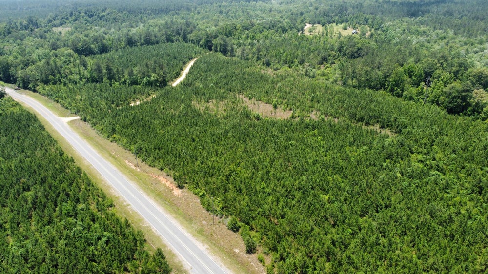 007 Deep Creek, Wiggins, MS 39577 MLS 136076 Coldwell Banker