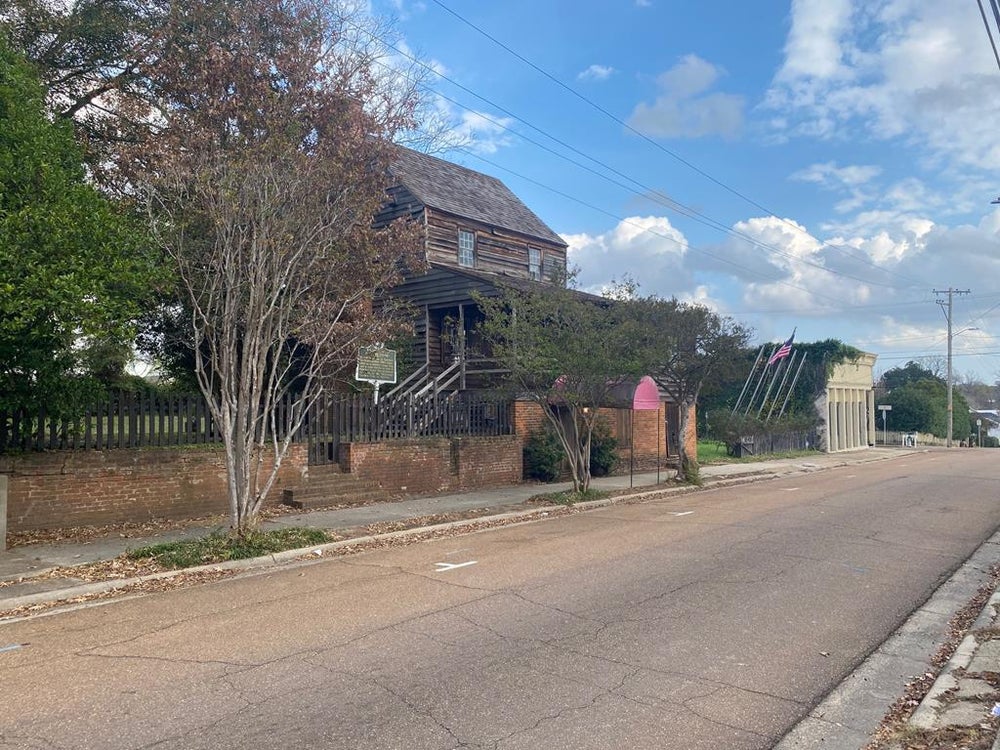 613 Jefferson, Natchez, MS 39120 MLS 20220716 Coldwell Banker