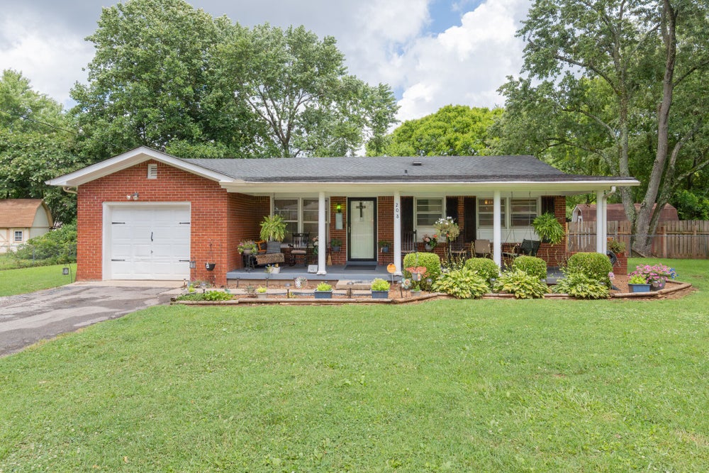 208 Holston Dr N, Smyrna, TN 37167 MLS 2549621 Coldwell Banker