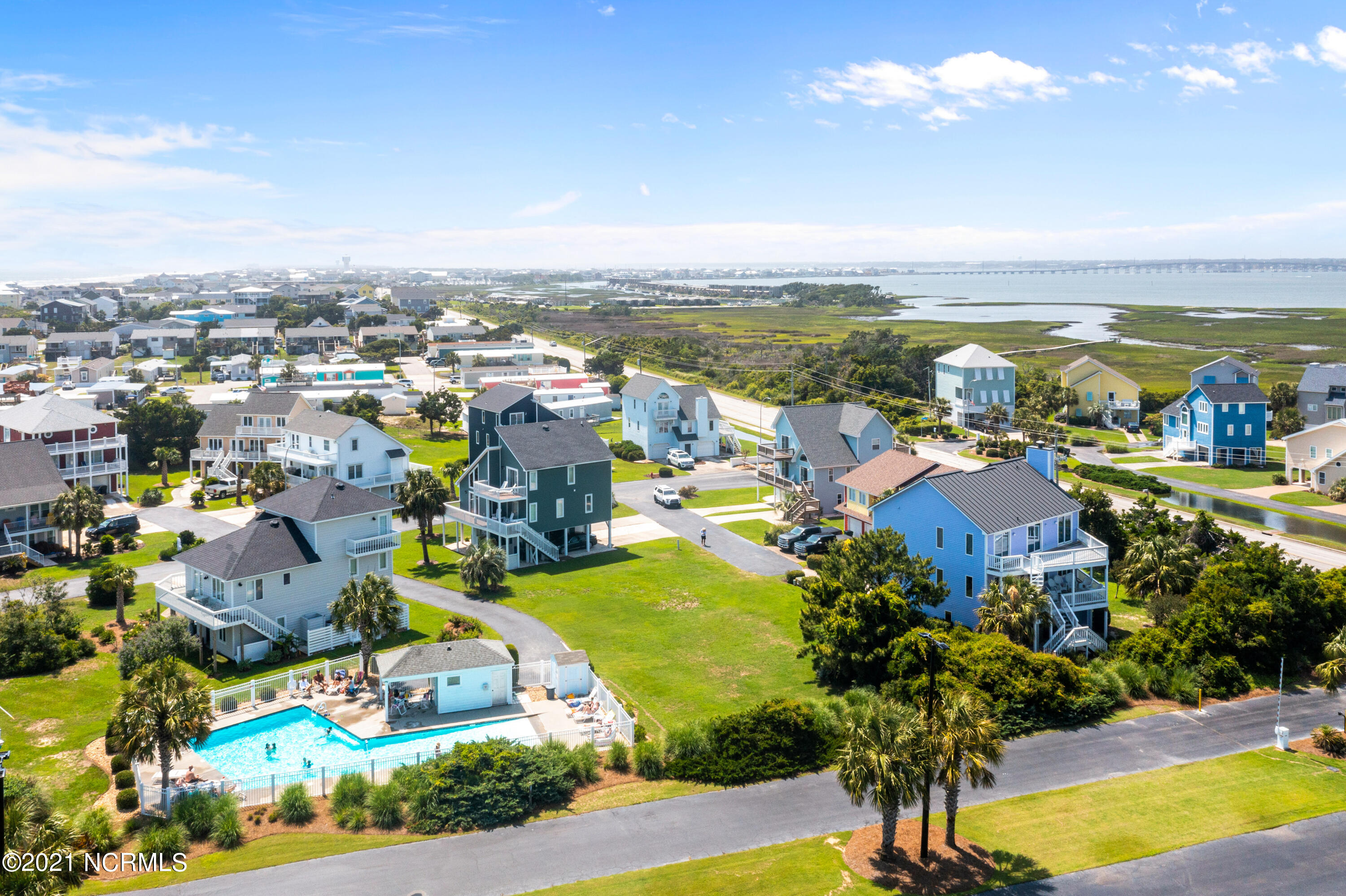 107 ISLAND QUAY CT