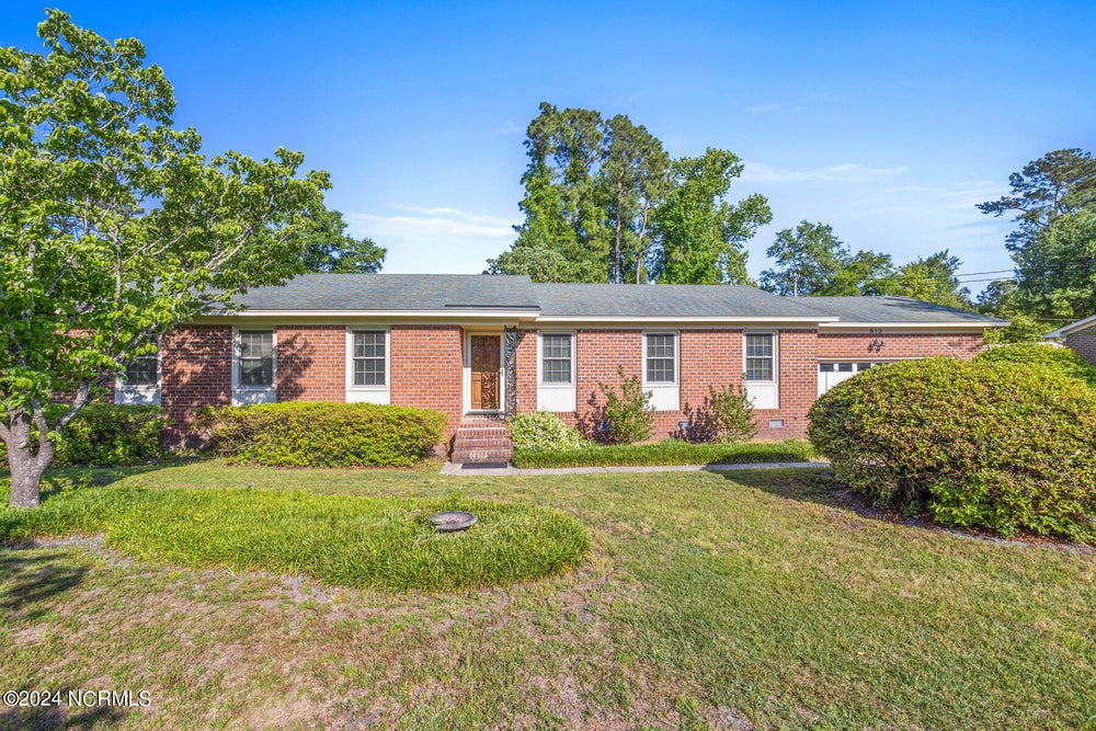 613 Robert E Lee Drive, Wilmington, NC 28412 - MLS# 100442317 ...