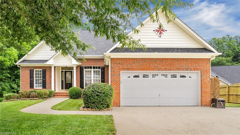 121 Carson Farms East Drive, Burlington, NC 27215 MLS 1144553