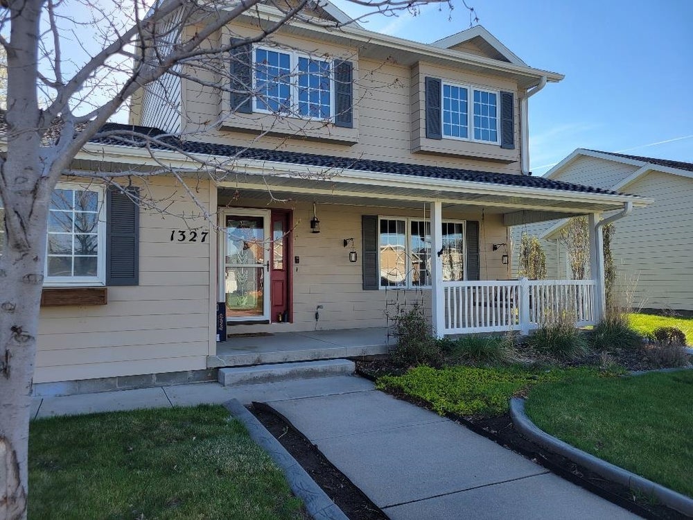 1327 16th Avenue, Kearney, NE 68845 MLS 20240452 Coldwell Banker