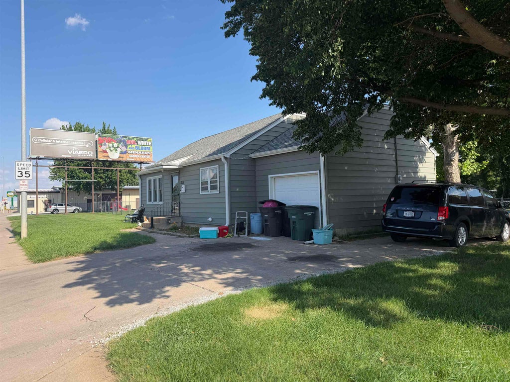 2215 W 2nd St, Hastings, NE 68901 - MLS# 20260807 - Coldwell Banker