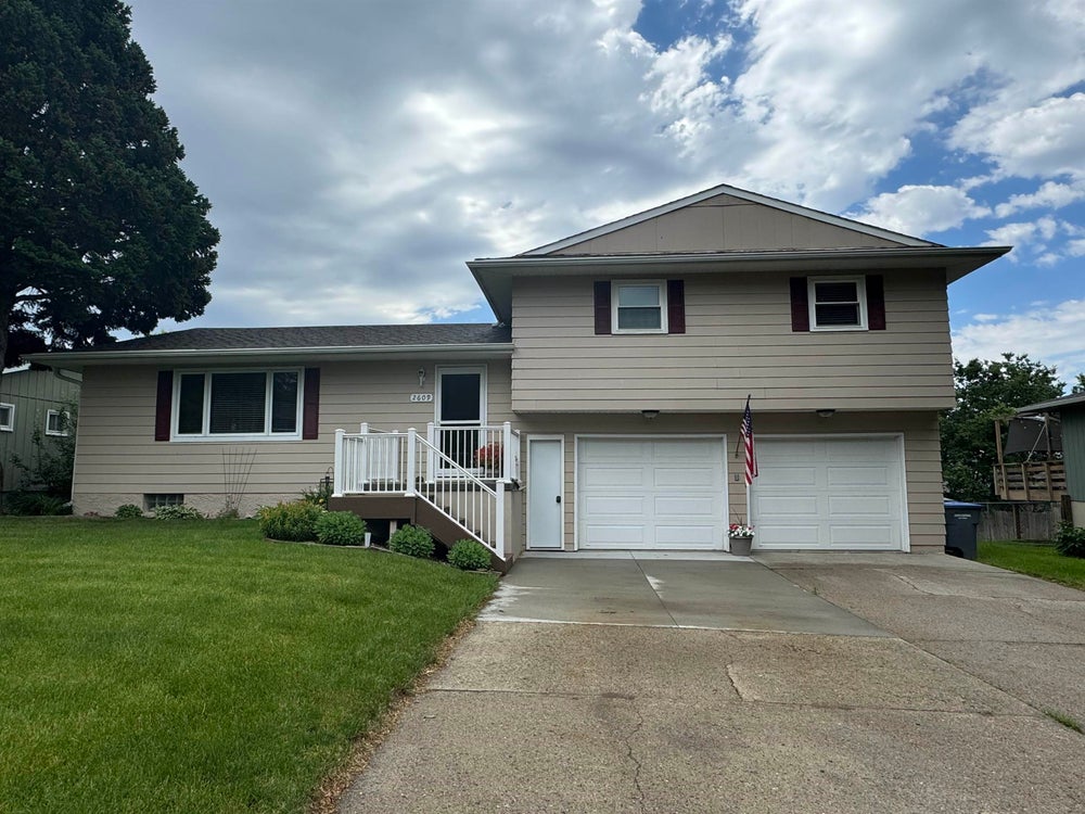 2609 Crestview Rd, Norfolk, NE 68701 MLS 240402 Coldwell Banker