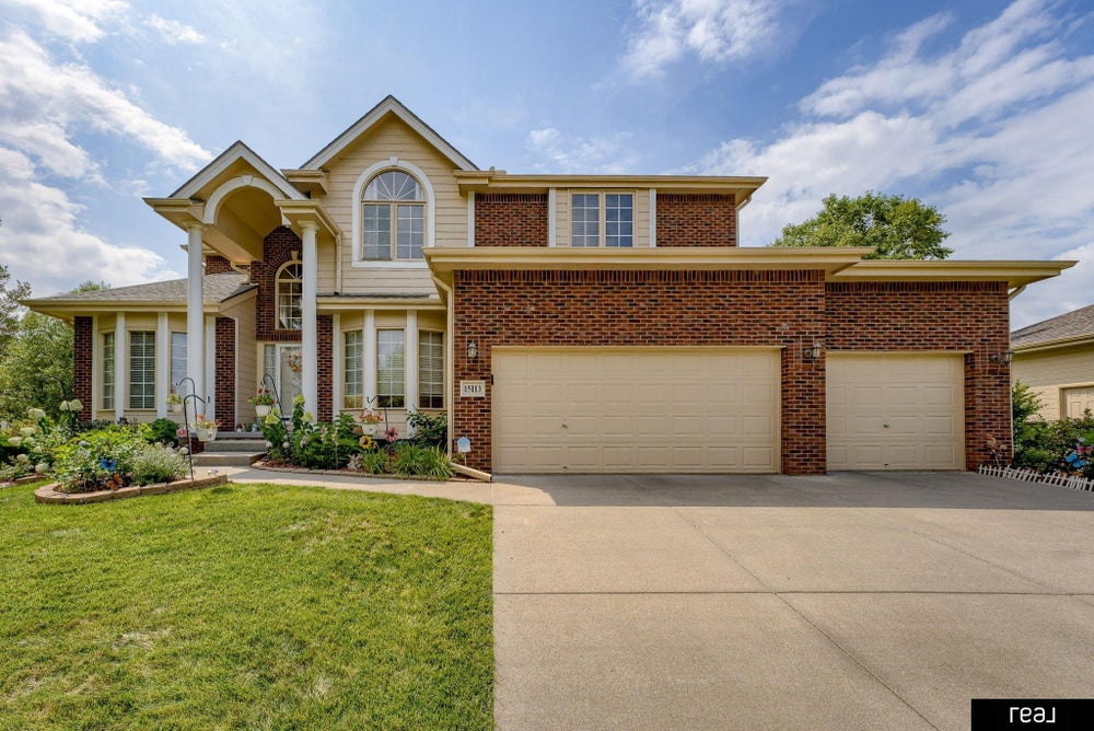 15113 Whitmore Circle, Bennington, NE 68007 - MLS# 22529599 - Coldwell ...