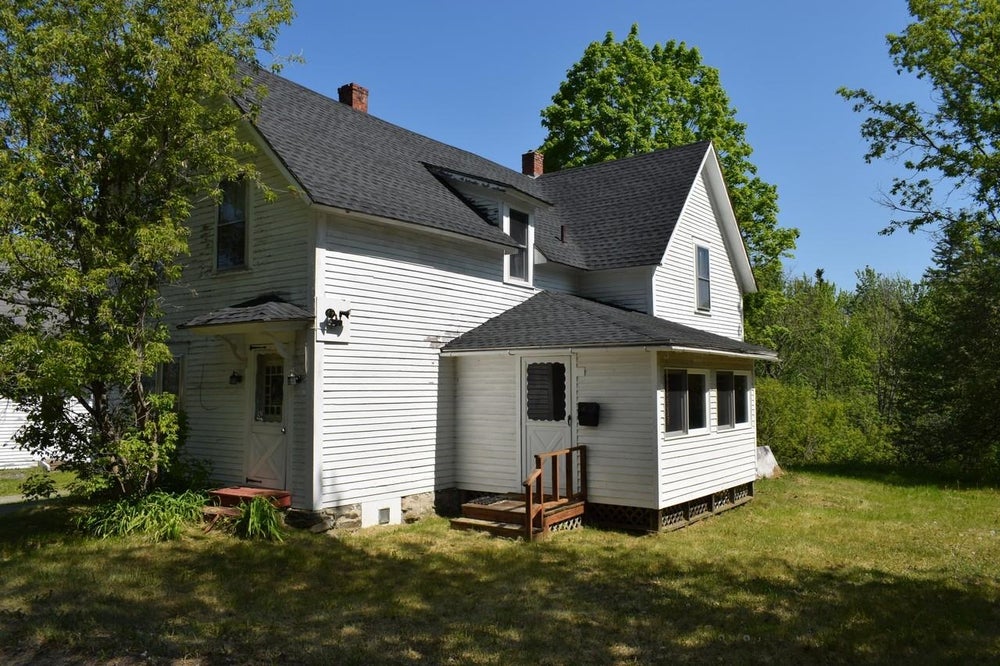 27 Laurel Street, Whitefield, NH 03598 MLS 4955149 Coldwell Banker