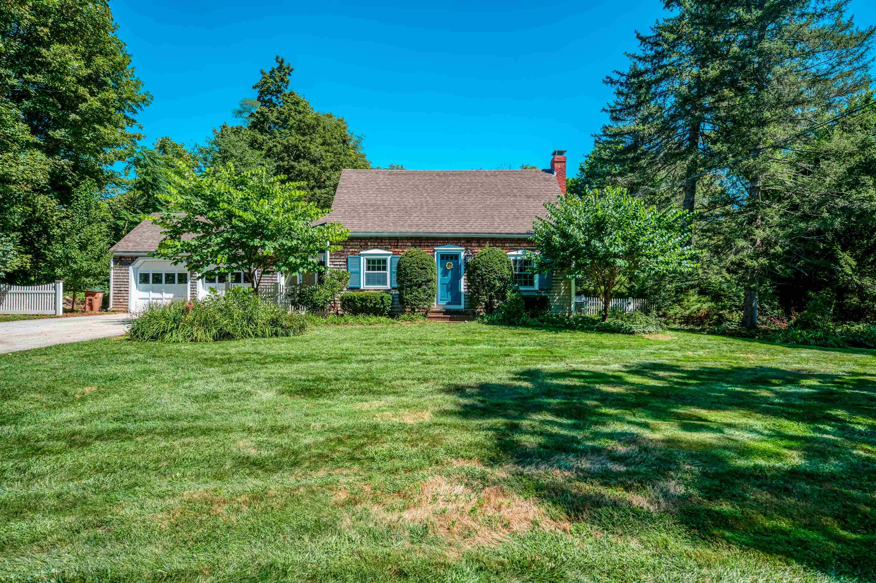 28 Maple Avenue Atkinson NH 03811 MLS 4968349 Coldwell Banker