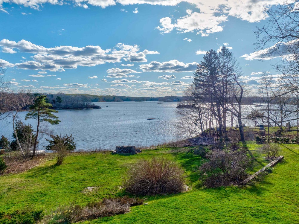 38 Laurel Lane, New Castle, NH 03854 MLS 4991732 Coldwell Banker