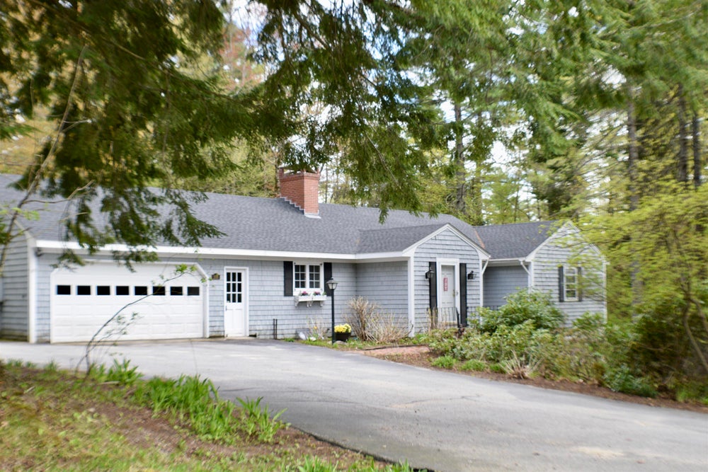 209 Squires Lane, New London, NH 03257 MLS 4997061 Coldwell Banker