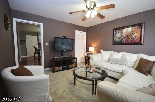 Listing view 3