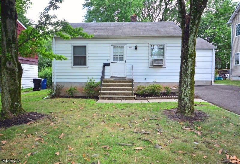 1429-1431 Edwin Pl, Plainfield, NJ 07062