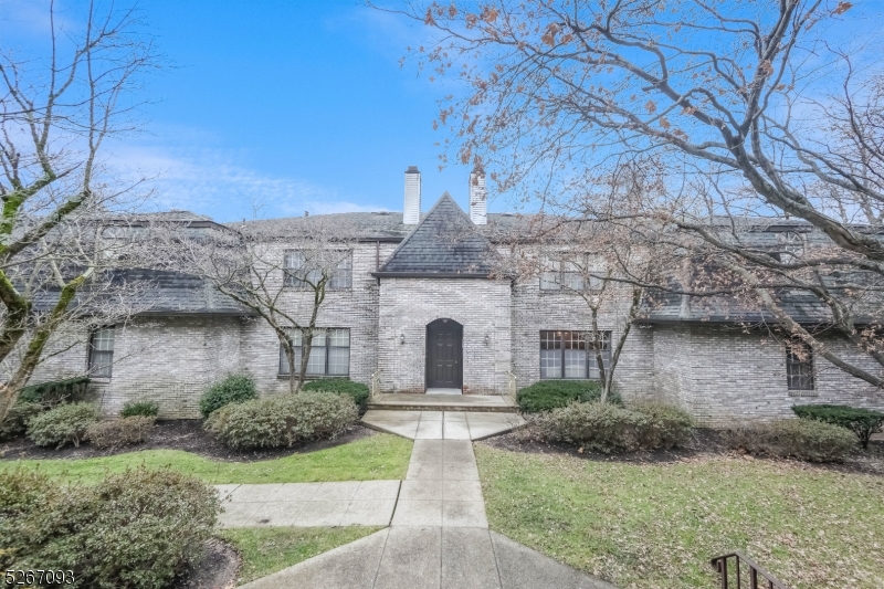 Listing view 3